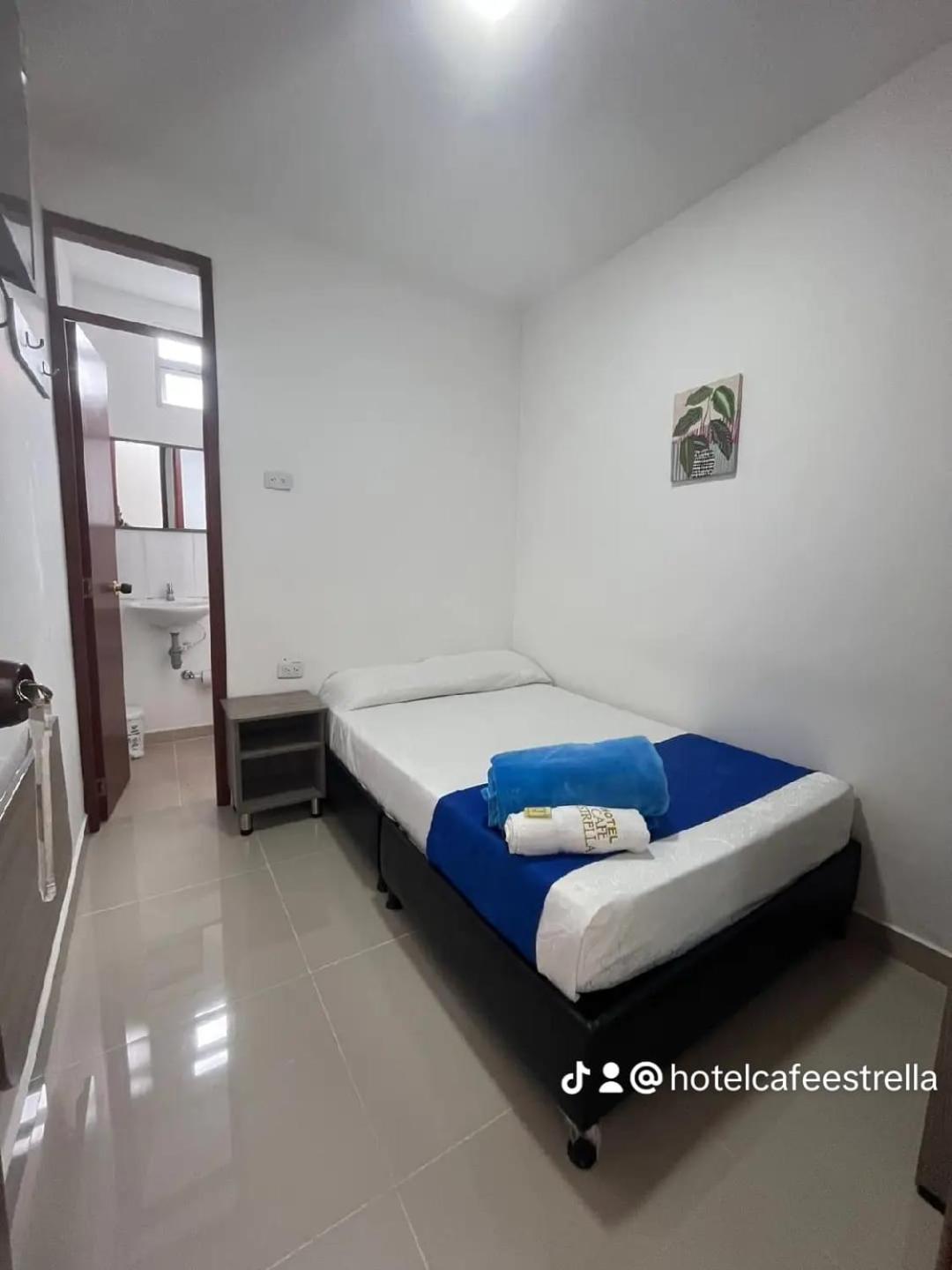 Hotel Cafe Estrella Армения Экстерьер фото