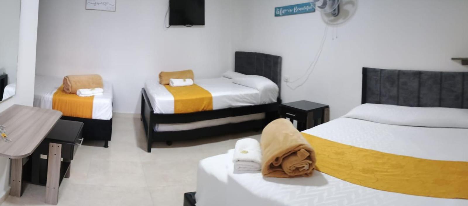 Hotel Cafe Estrella Армения Экстерьер фото