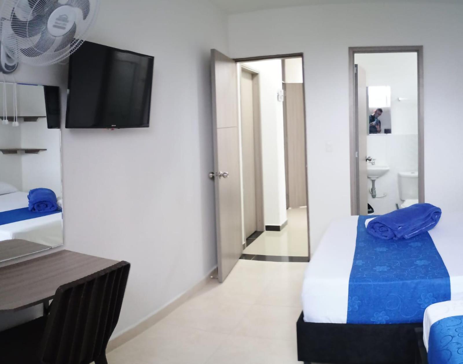 Hotel Cafe Estrella Армения Номер фото