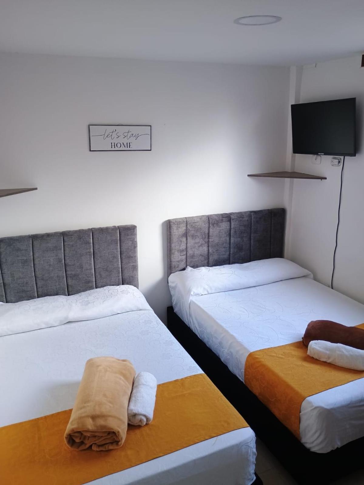 Hotel Cafe Estrella Армения Экстерьер фото
